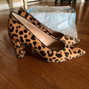 NIB Antonio Melani Haynes Leopard Calf Hair Pumps